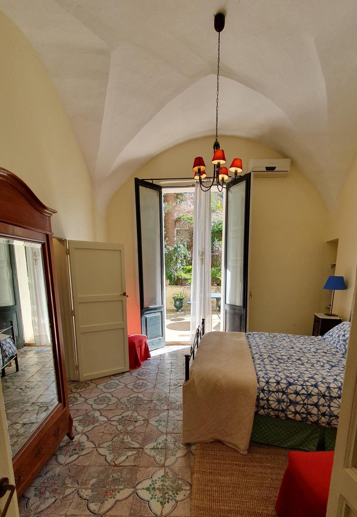 Palazzo Bernardini Apartman Lecce Kültér fotó